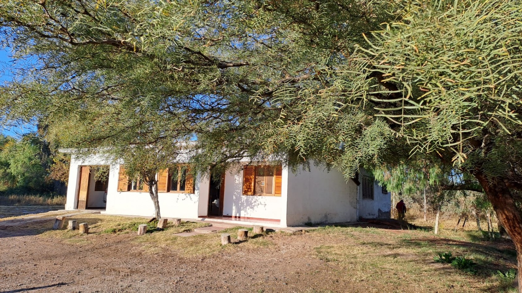 GREENWOOD VENDE CASA CON IMPORTANTE LOTE EN SAN ROQUE MAIPU.