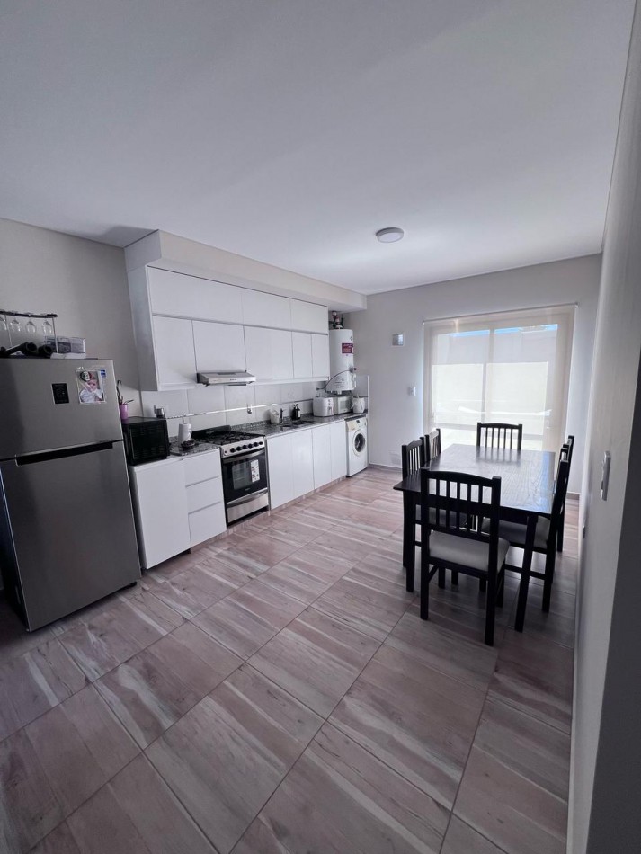 GREENWOOD INMOBILIARIA VENDE HERMOSA PROPIEDAD EN BARRIO PRIVADO VISTA OLIVA