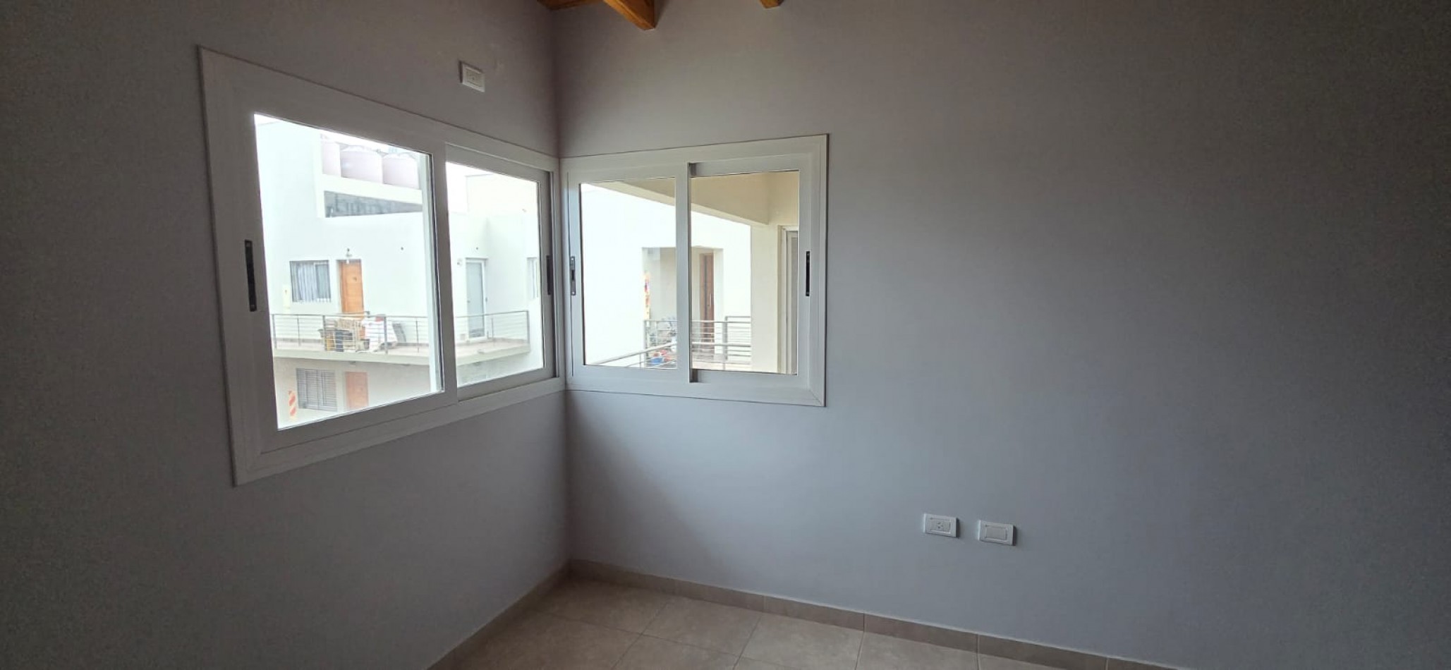 GREENWOOD INMOBILIARIA VENDE EXCELENTE DEPARTAMENTO APTO CREDITO HIPOTECARIO A ESTRENAR EN GUAYMALLEN