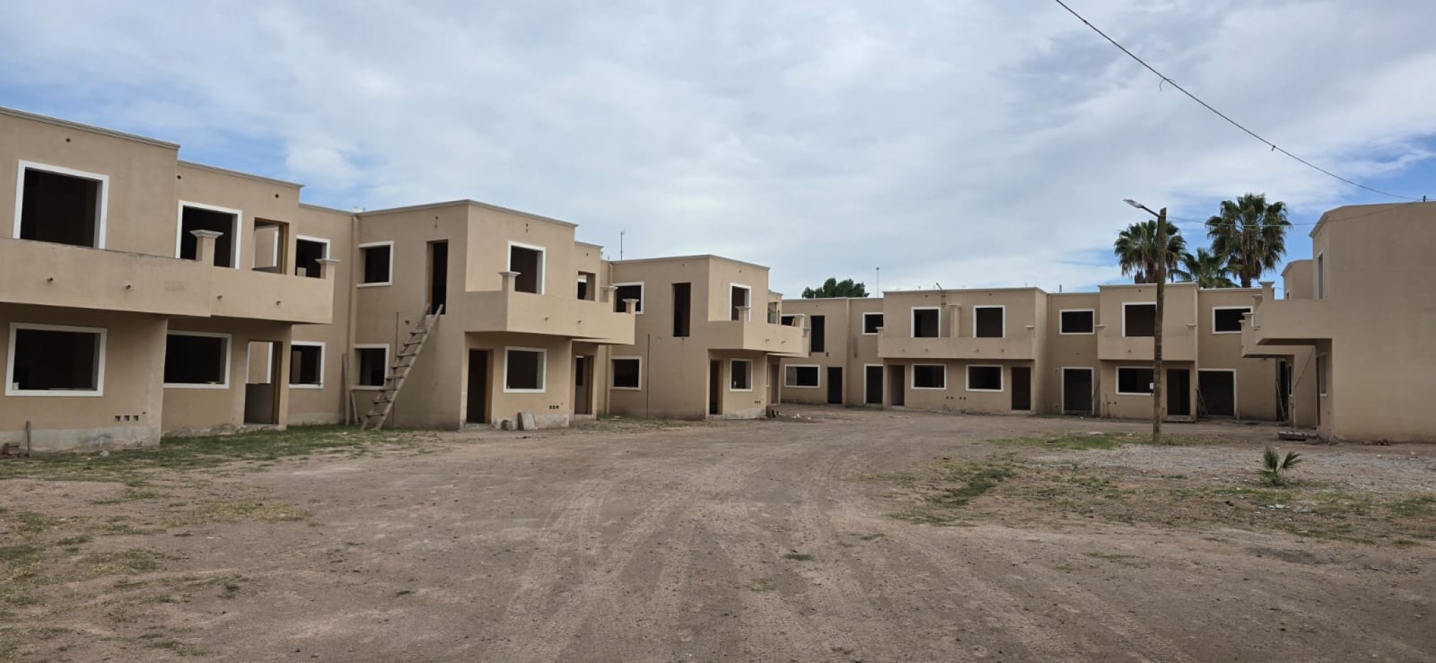 GREENWOOD INMOBILIARIA VENDE  COMPLEJO AZCUENAGA DE DEPARTAMENTOS Y DUPLEX