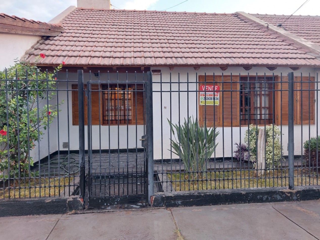 GREENWOOD INMOBILIARIA PRESENTA Casa en Venta B° Coop. Rodeo Del Medio, Maipu