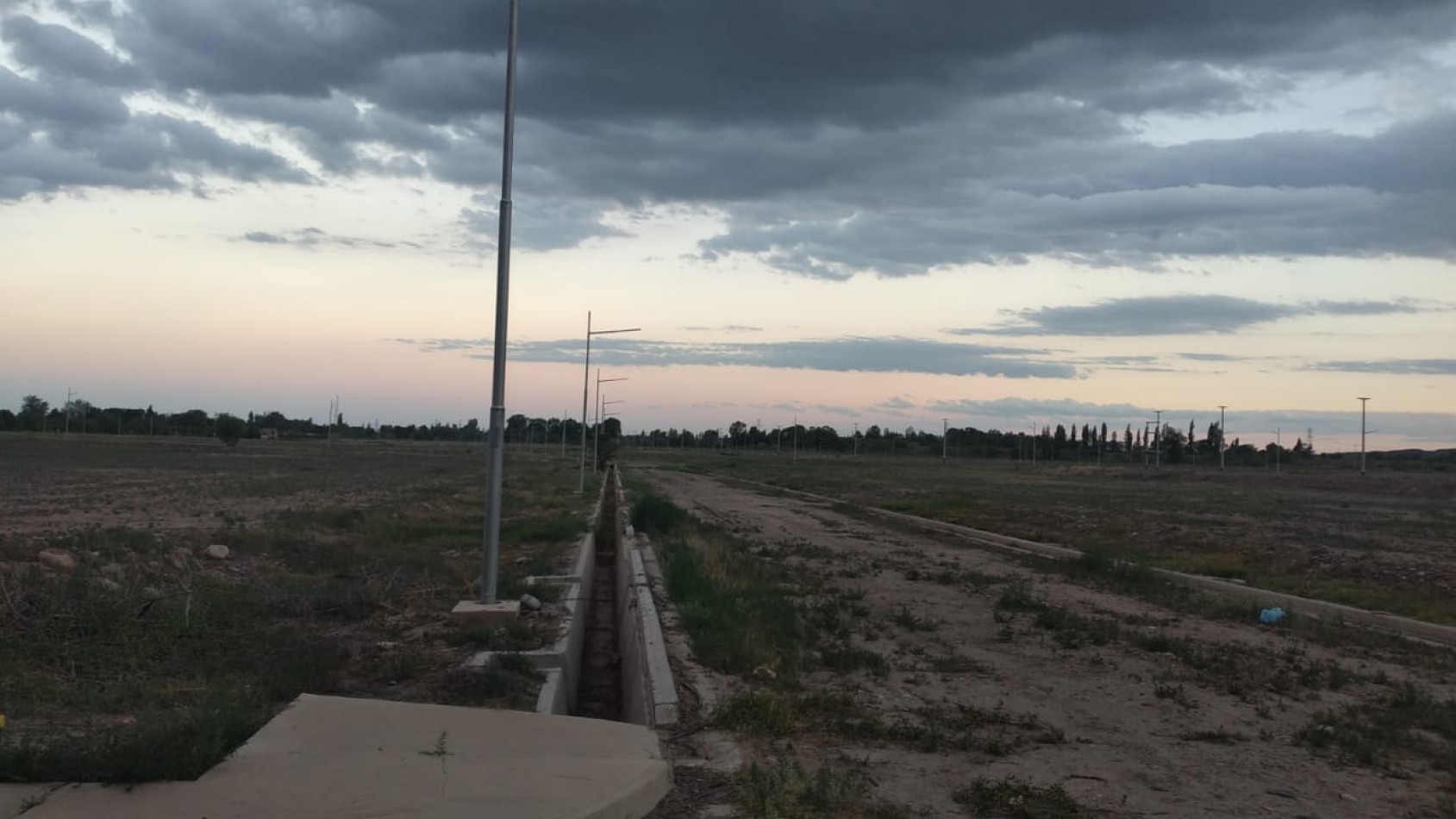 GREENWOOD INMOBILIARIA VENDE LOTE EN EL B° COOP AGUA Y ENERGIA