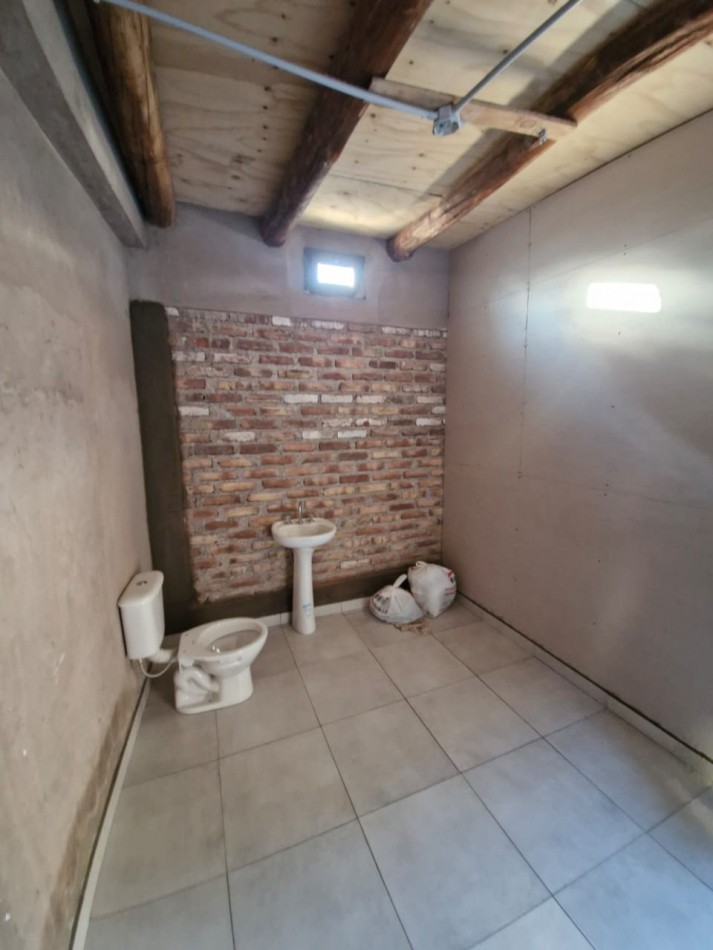 GREENWOOD INMOBILIARIA ALQUILA GALPON EN LUJAN DE CUYO