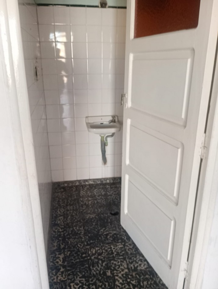 GREENWOOD INMOBILIARIA VENDE CASA A RECICLAR EN MAIPU