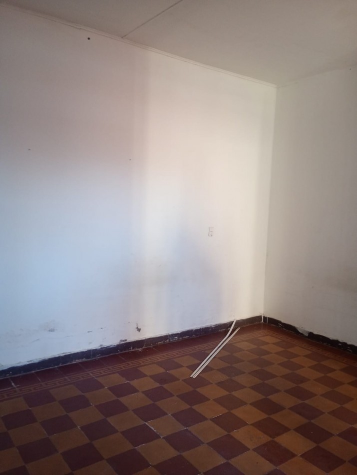 GREENWOOD INMOBILIARIA VENDE CASA A RECICLAR EN MAIPU