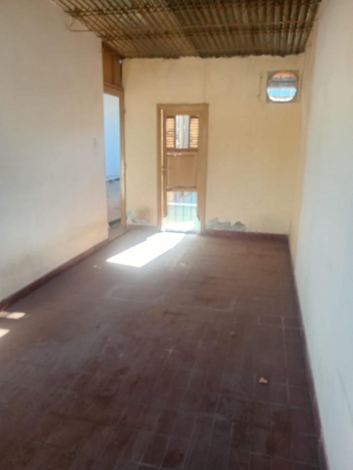GREENWOOD INMOBILIARIA VENDE CASA A RECICLAR EN MAIPU