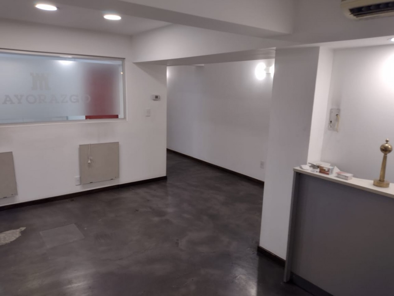 GREENWOOD INMOBILIARIA VENDE LOCAL COMERCIAL EN PLENO CENTRO DE MENDOZA  