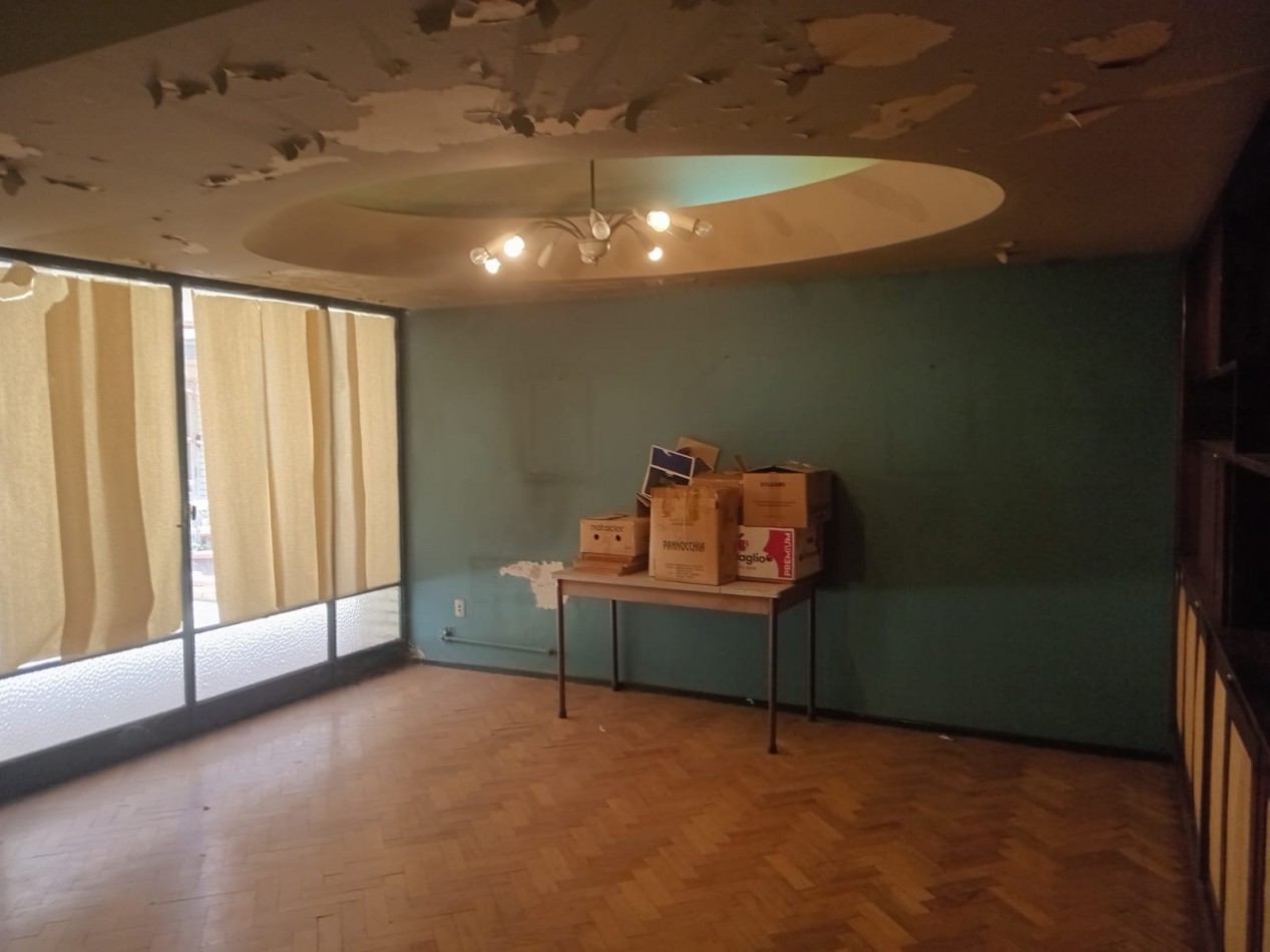 GREENWOOD INMOBILIARIA VENDE CASA CON DEPARTAMENTO INDEPENDIENTE