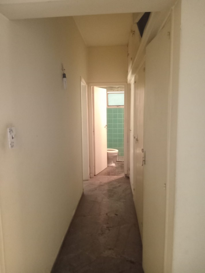 GREENWOOD INMOBILIARIA VENDE CASA CON DEPARTAMENTO INDEPENDIENTE