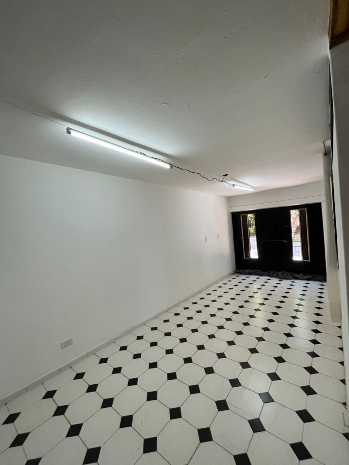 GREENWOOD INMOBILIARIA VENDE EXCELENTE CASA EN GODOY CRUZ B° SOEVA SUR