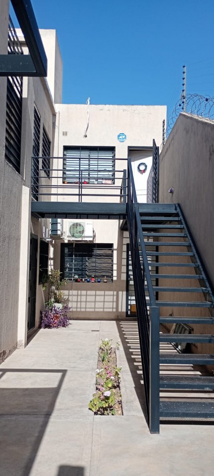 GREENWOOD INMOBILIARIA VENDE DEPARTAMENTO EN LAS HERAS: