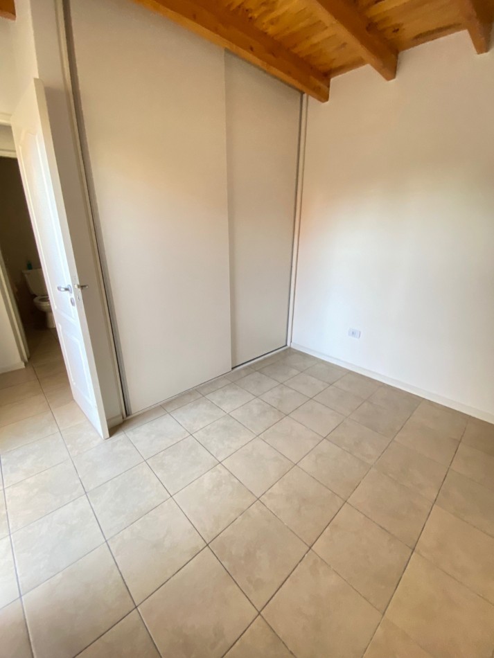 GREENWOOD INMOBILIARIA VENDE DEPARTAMENTO EN LAS HERAS: