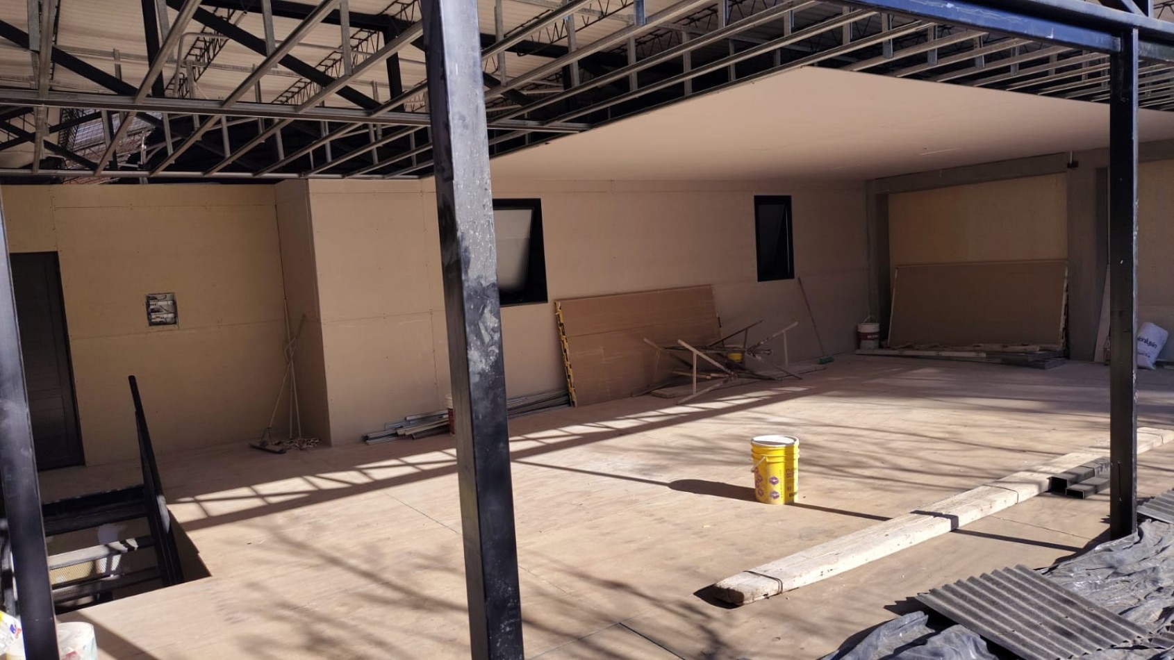 GREENWOOD INMOBILIARIA ALQUILA GALPON EN LUJAN DE CUYO