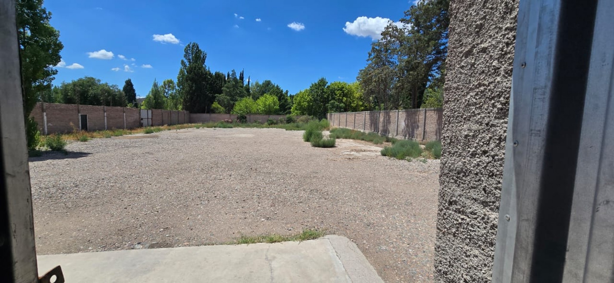 GREENWOOD INMOBILIARIA ALQUILA GALPON EN LUJAN DE CUYO 