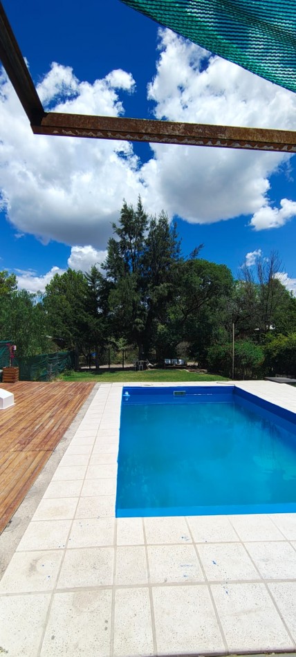 GREENWOOD INMOBILIARIA VENDE - CABAÑA EN EL CARRIZAL GREENWOOD INMOBILIARIA VENDE - CABAÑA EN EL CARRIZAL