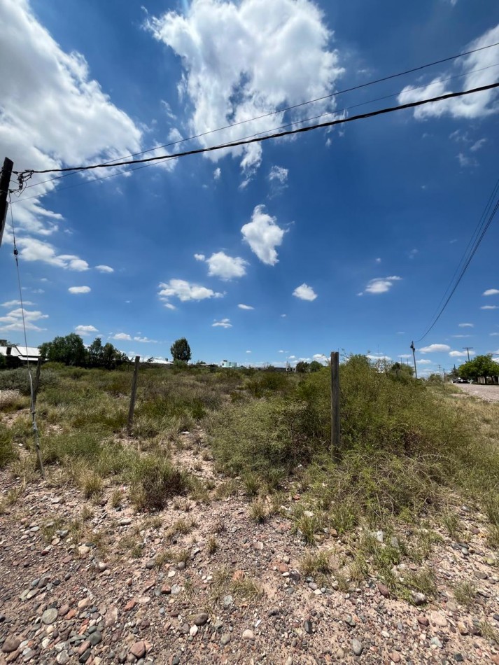 GREENWOOD INMOBILIARIA VENDE TERRENO EN PEDEMONTE DE 8.000 A UN VALOR DE 30 USD EL METRO CUADRADO