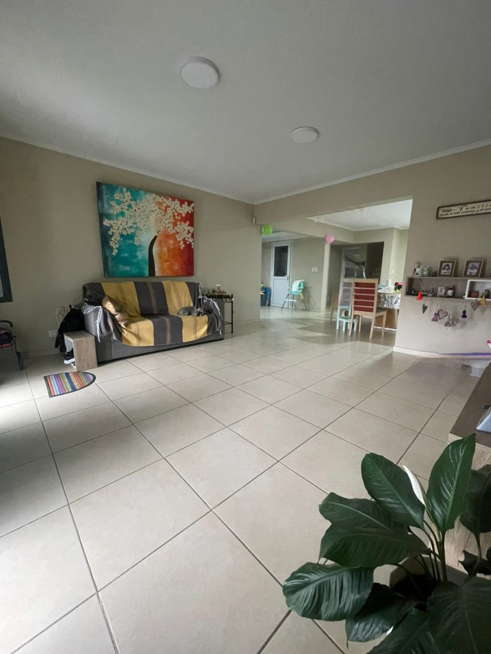 Inmobiliaria Greenwood vende Casa en Barrio Privado Urquiza - Guaymallen