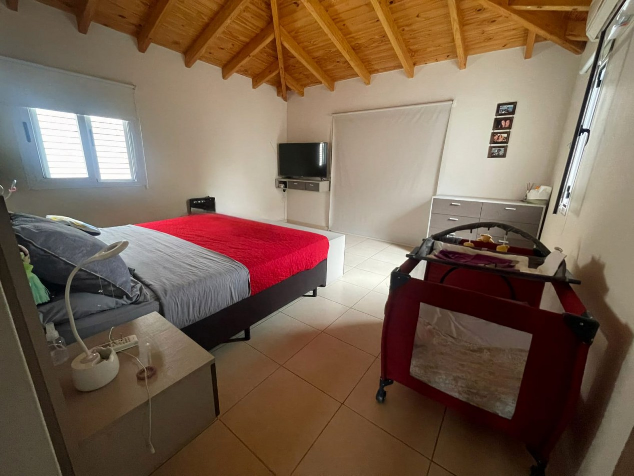 Inmobiliaria Greenwood vende Casa en Barrio Privado Urquiza - Guaymallen