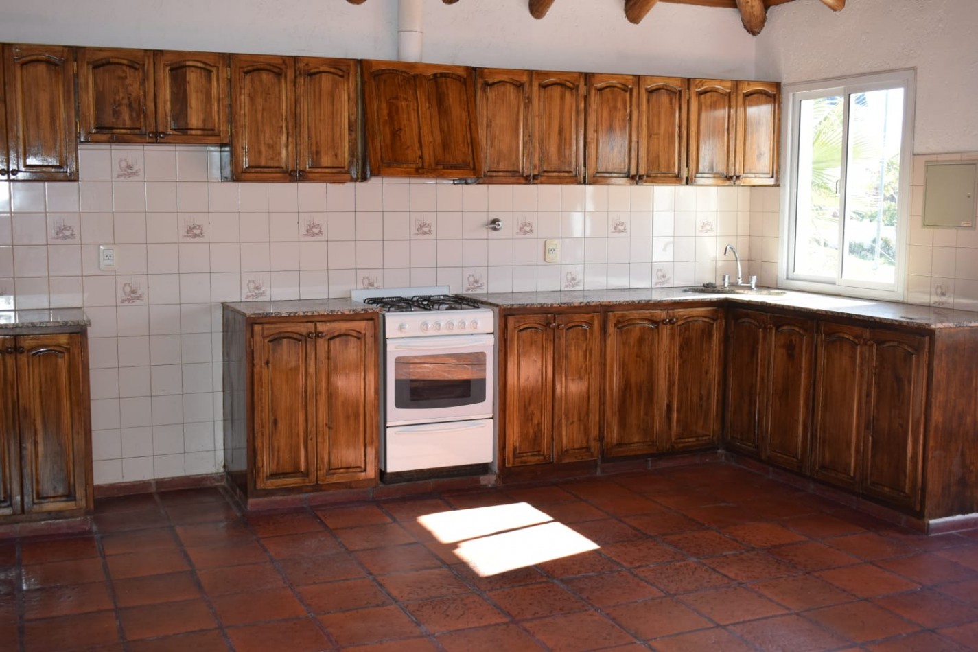 Greenwood Inversiones Inmobiliaria Alquila casa en el Barrio Privado Palmares