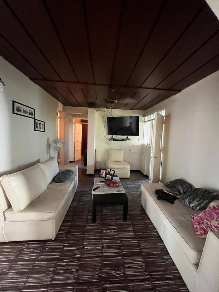 GREENWOOD INMOBILIARIA VENDE HERMOSA CASA EN LUJAN DE CUYO 