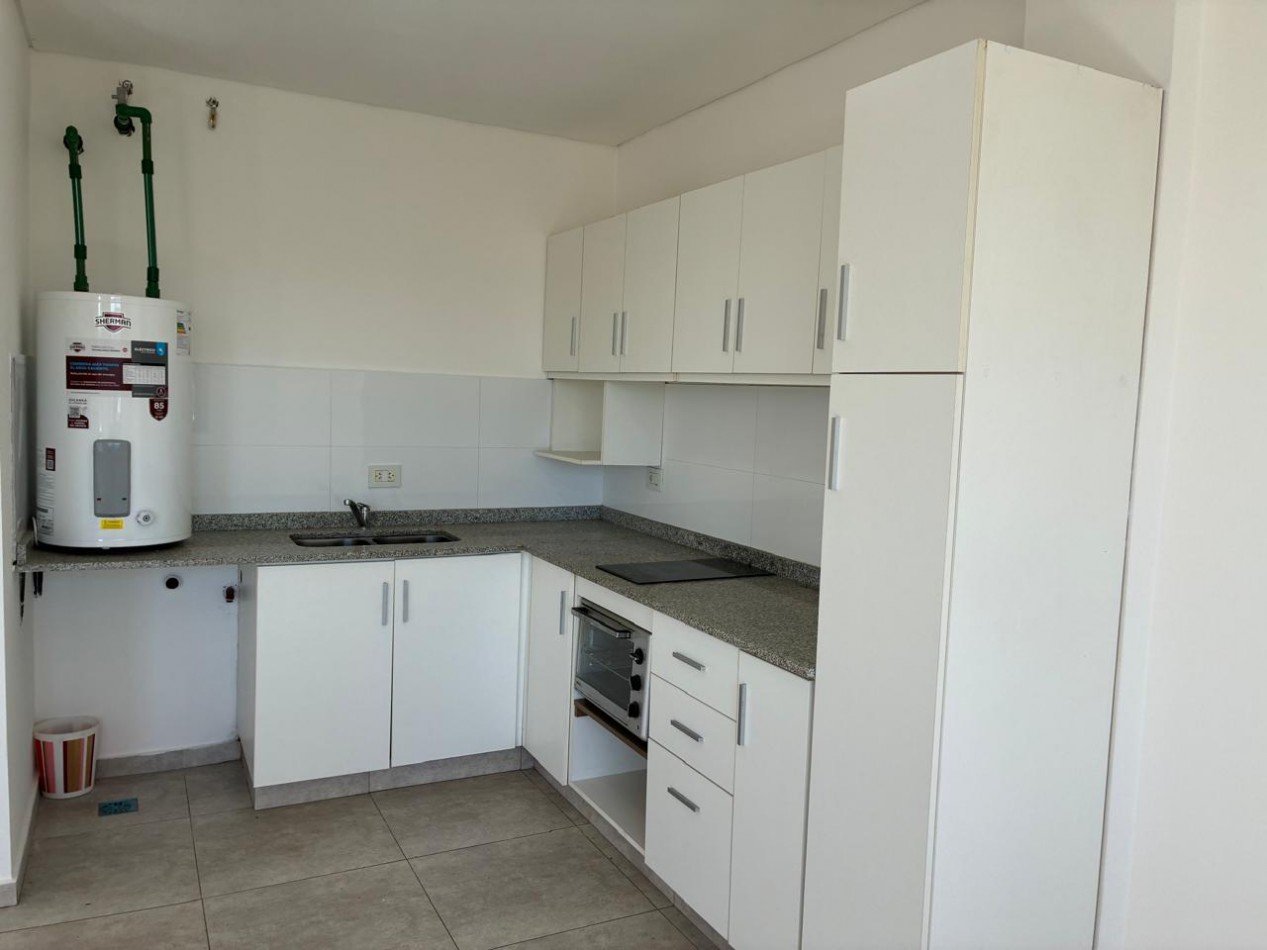 GREENWOOD INMOBILIARIA VENDE DEPARTAMENTO GUAYMALLEN! 