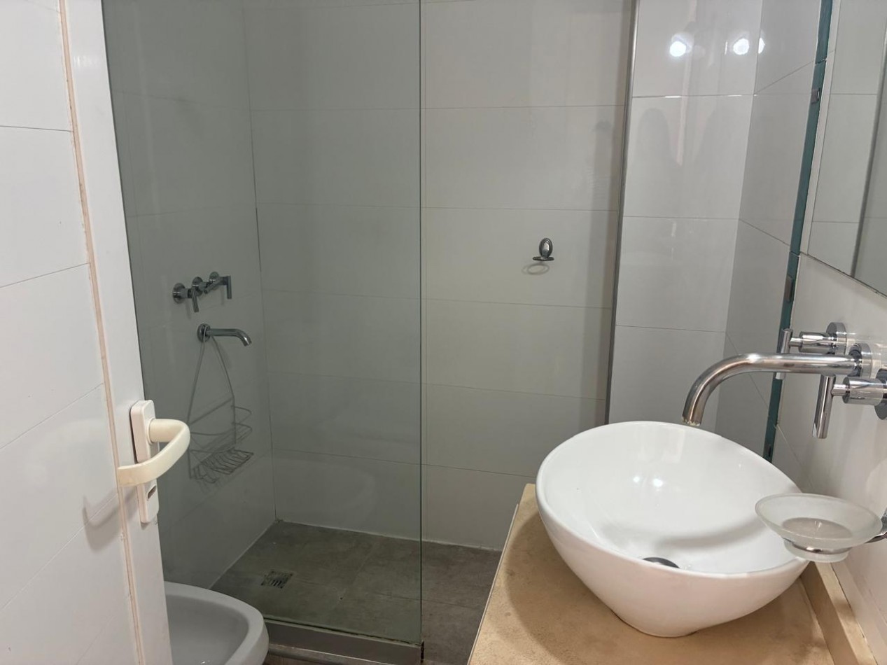 GREENWOOD INMOBILIARIA VENDE DEPARTAMENTO GUAYMALLEN! 