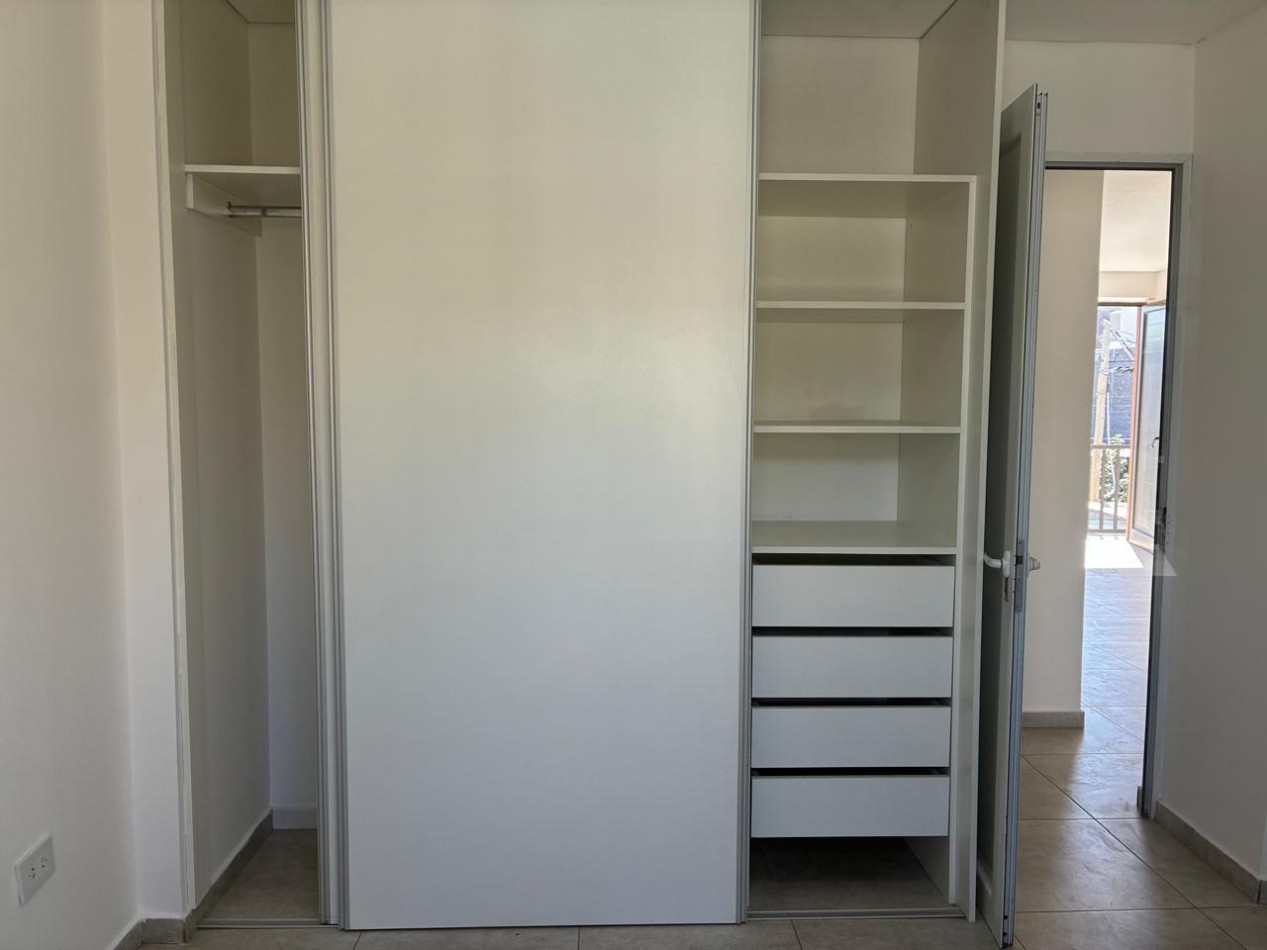 GREENWOOD INMOBILIARIA VENDE DEPARTAMENTO GUAYMALLEN! 