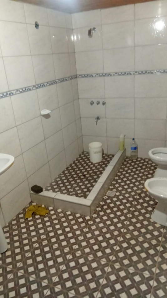 GREENWOOD INMOBILIARIA VENDE CASA CON DEPARTAMENTO EN MAIPU