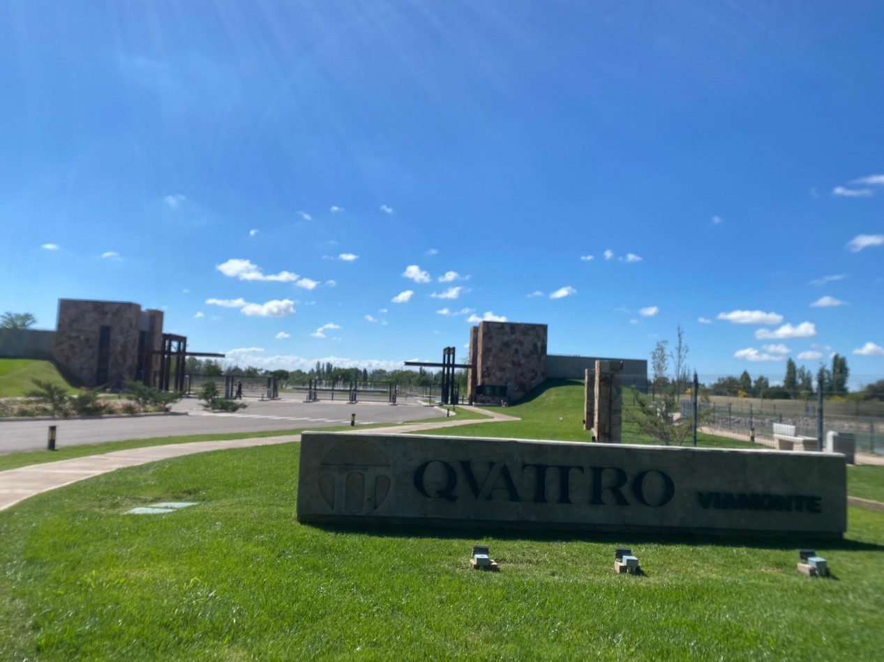 GREENWOOD INMOBILIARIA VENDE EXCELENTE LOTE EN EL BARRIO PRIVADO QVATTRO DE CHACRAS DE CORIA, LUJAN DE CUYO! 