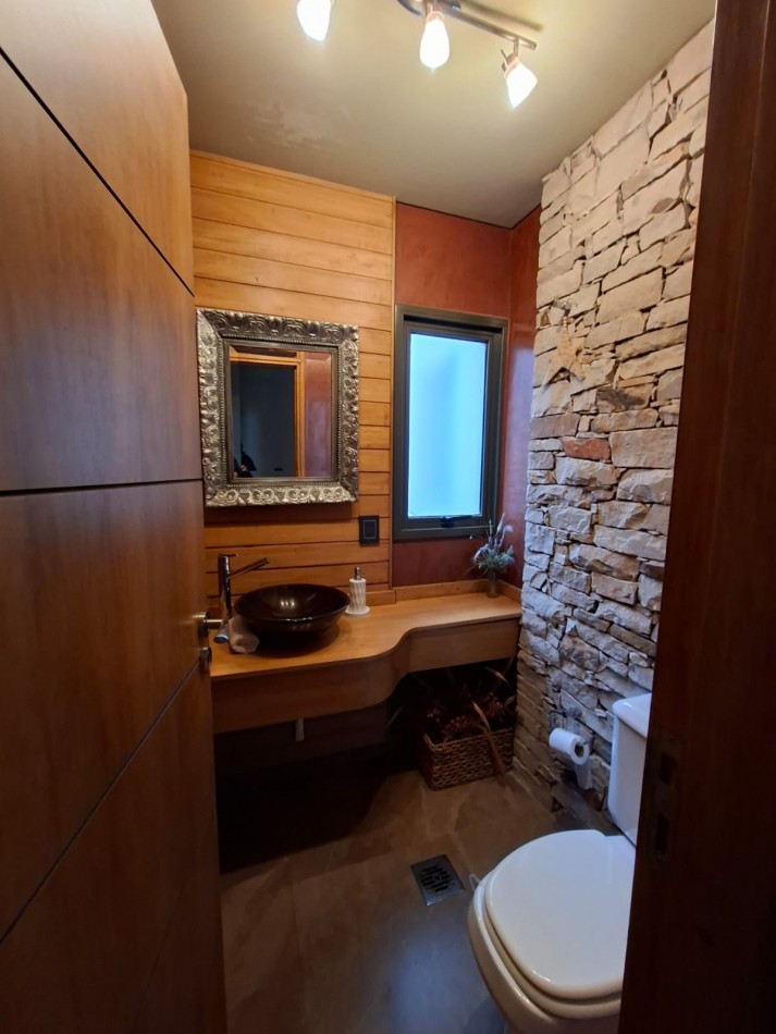 GREENWOOD ALQUILA HERMOSA PROPIEDAD EN BARRIO PRIVADO LICEO RUGBY II