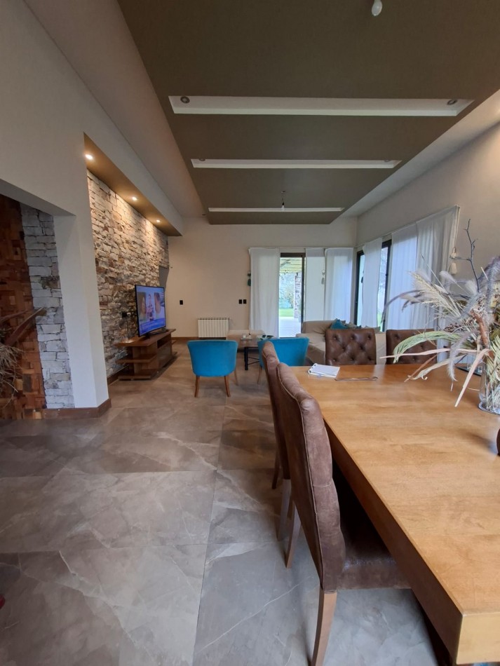 GREENWOOD ALQUILA HERMOSA PROPIEDAD EN BARRIO PRIVADO LICEO RUGBY II