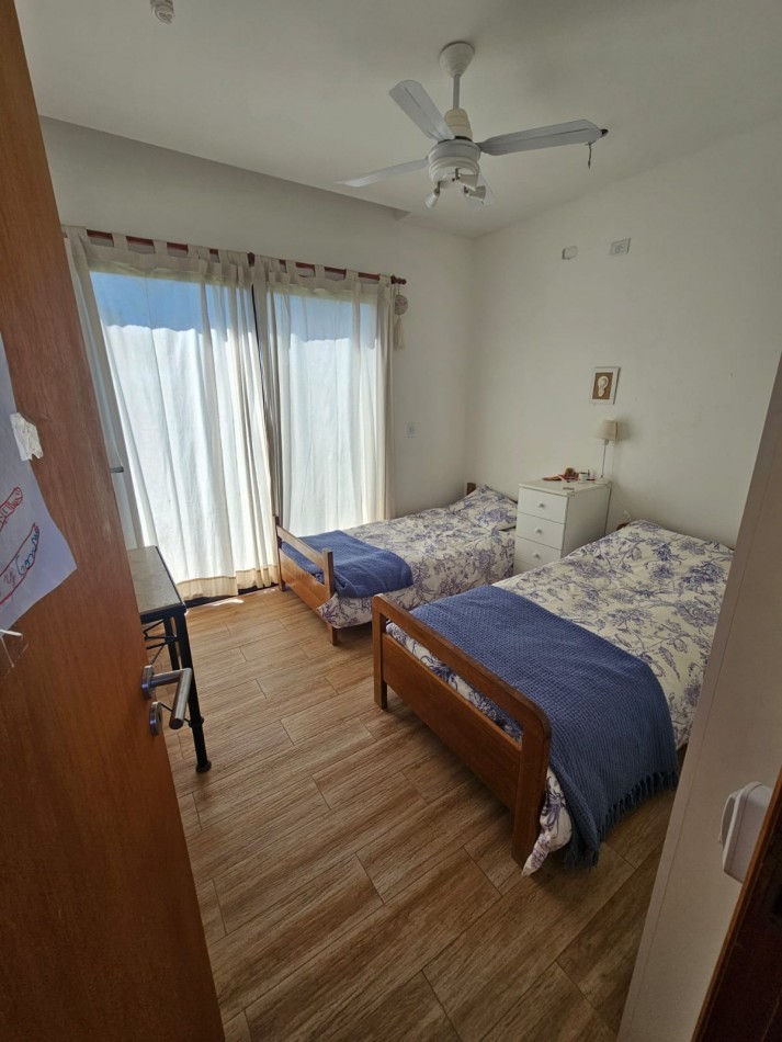 Casa moderna en Barrio Privado Lar de Vieytes II - Maipu