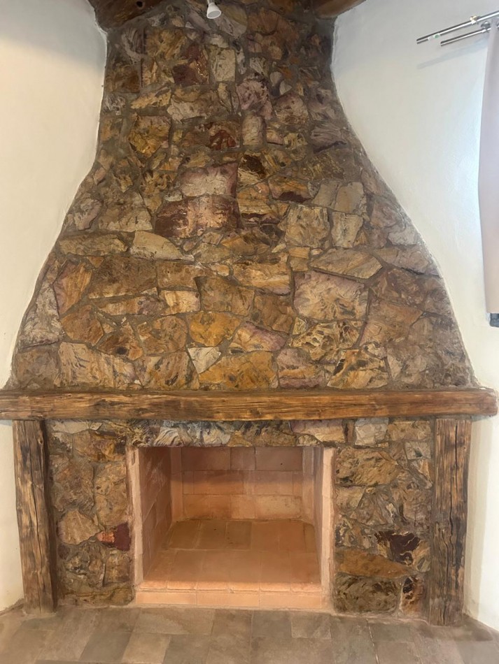 GREENWOOD INMOBILIARIA VENDE SALON DE EVENTOS CON DEPARTAMENTO!   