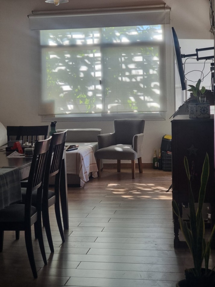 GREENWOOD INMOBILIARIA VENDE CASA  - B° NUEVO SIGLO