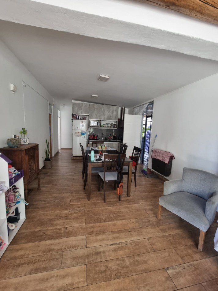 GREENWOOD INMOBILIARIA VENDE CASA  - B° NUEVO SIGLO