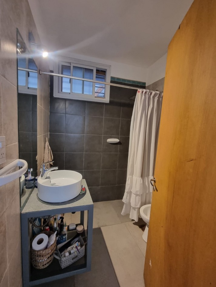GREENWOOD INMOBILIARIA VENDE CASA  - B° NUEVO SIGLO