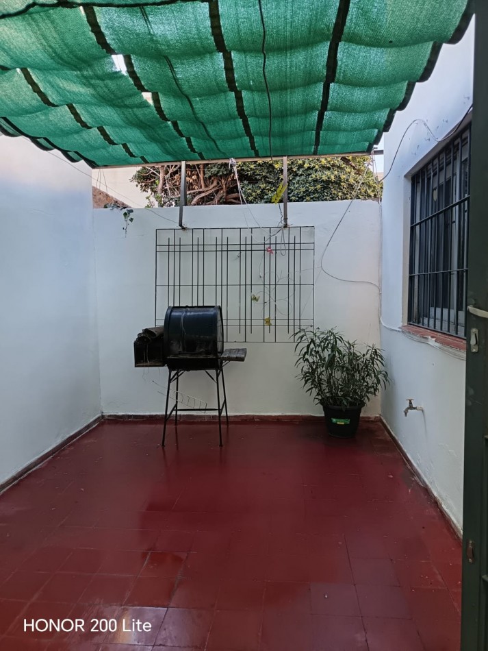 GREENWOOD INMOBILIARIA VENDE DEPARTAMENTO EN CALLE  IRIGOYEN DEL BARRIO BOMBAL, CIUDAD.