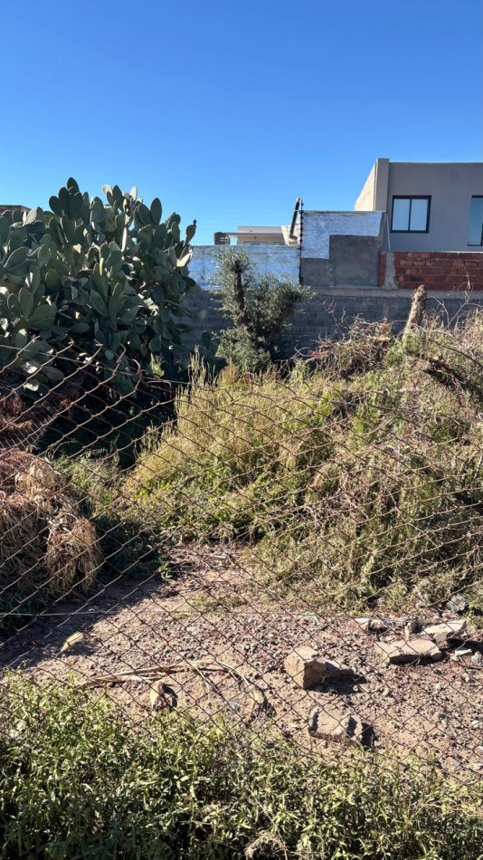 GREENWOOD VENDE LOTE EN ACCESOR Y TERRADA 