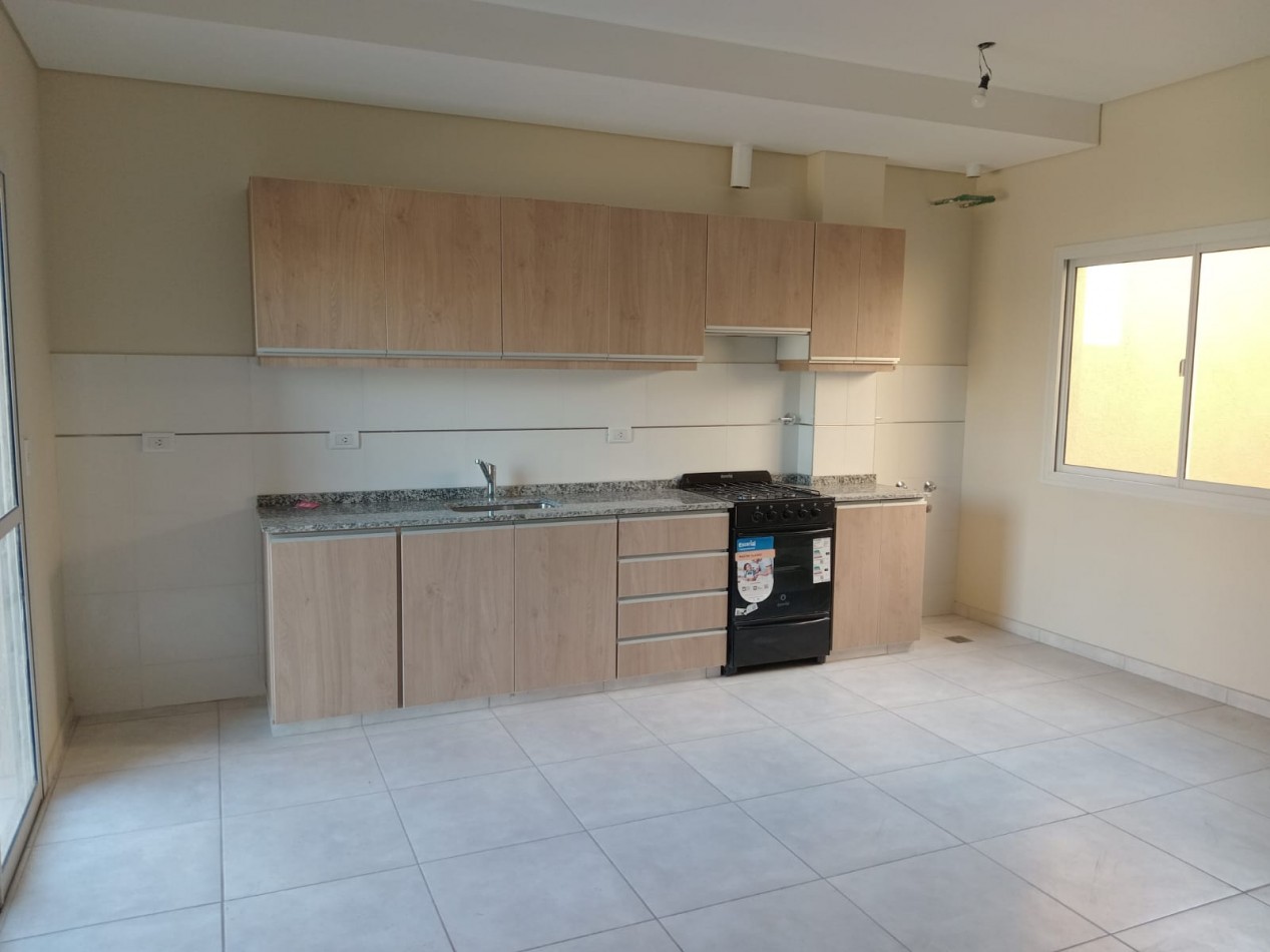 GREENWOOD ALQUILA DEPARTAMENTO A ESTRENAR 