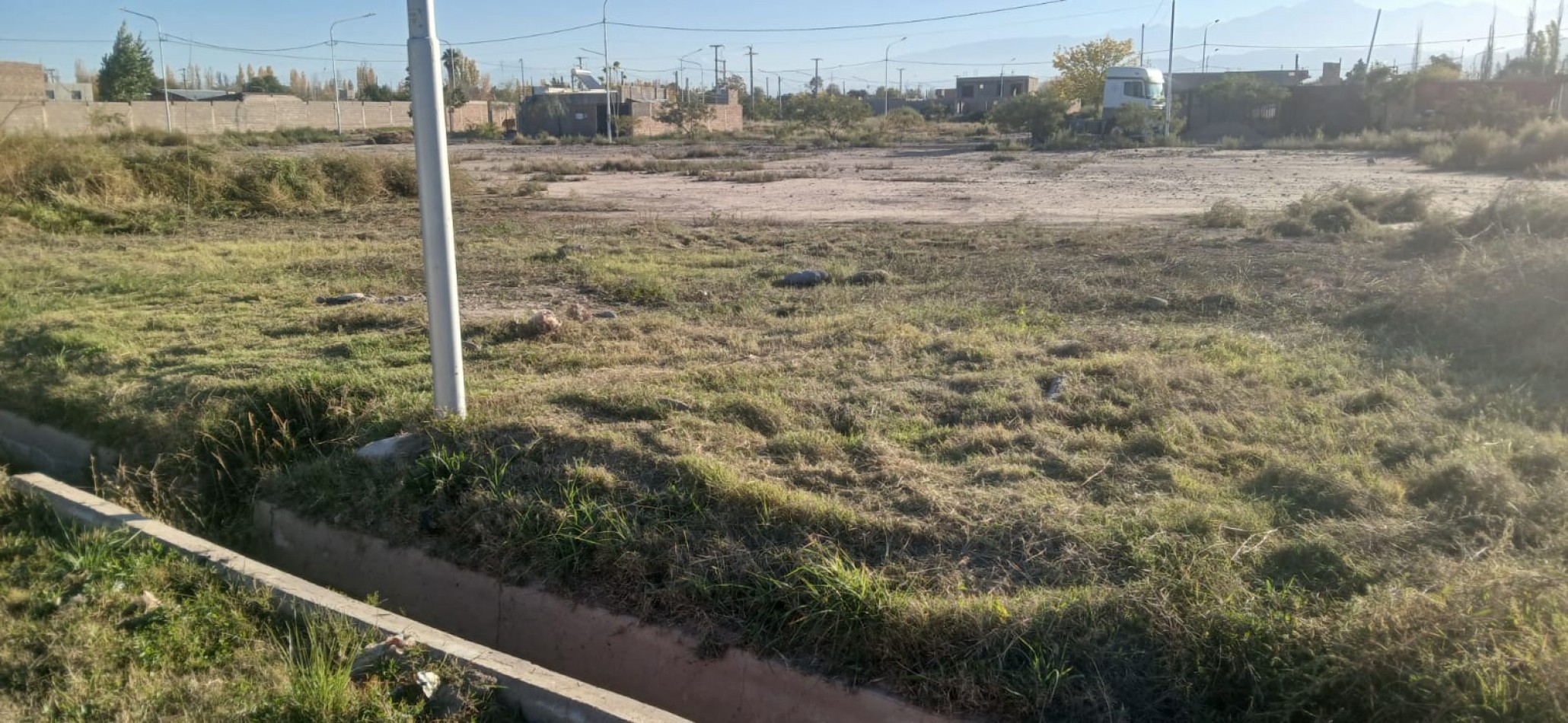 VENTA LOTE EN PERDRIEL