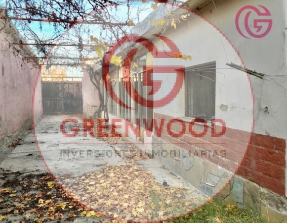 GREENWOOD VENDE IMPORTANTE LOTE EN MAIPU CON CONSTRUCCION DE ADOBE