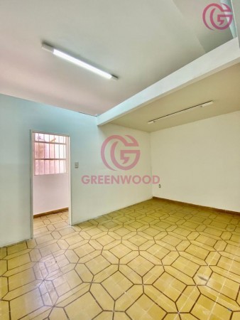 GREENWOOD VENDE PISO EN PEATONAL AV. RIVADAVIA, EN EL CENTRO DE SAN JUAN