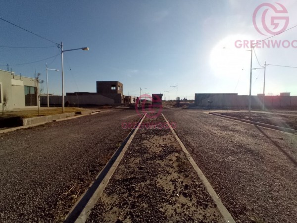 GREENWOOD VENDE EXCELENTE LOTE EN BARRIO BON DESTI