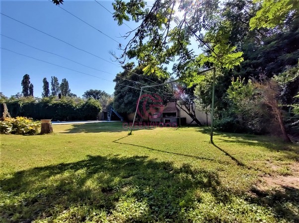 GREENWOOD VENDE GRAN PROPIEDAD EN CHACRAS DE CORIA, CASA, DEPENDENCIA DE SERVICIO, PARQUE Y PISCINA