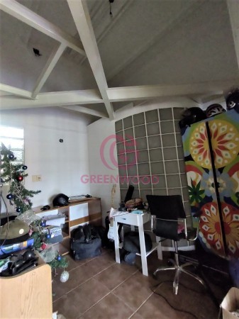 GREENWOOD VENDE GRAN PROPIEDAD EN CHACRAS DE CORIA, CASA, DEPENDENCIA DE SERVICIO, PARQUE Y PISCINA