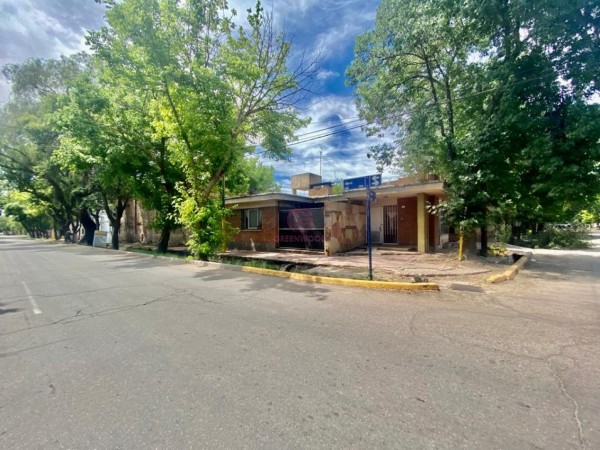 GREENWOOD VENDE BODEGA Y CASA EN LUJAN DE CUYO, IDEAL PARA INVERSORES DE EXPERIENCIAS GASTRONOMICAS Y GUARDA DE VINOS