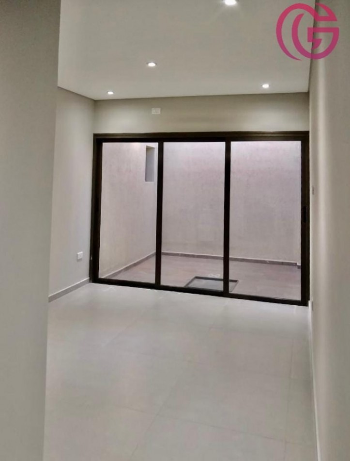 Greenwood Vende Oportunidad! Hermosa Casa en Barrio Villa Michelo, Maipu