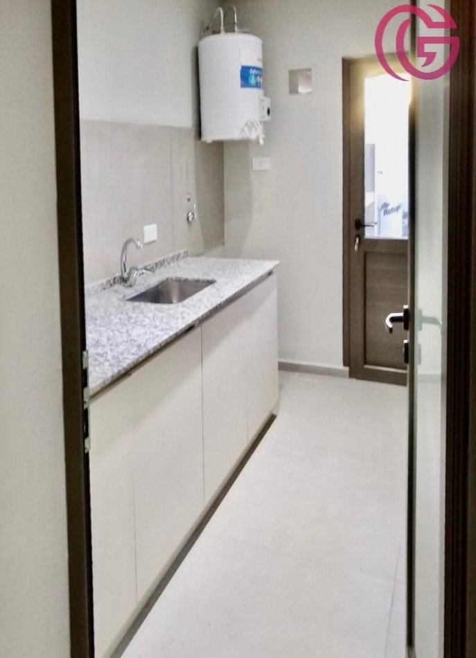 Greenwood Vende Oportunidad! Hermosa Casa en Barrio Villa Michelo, Maipu