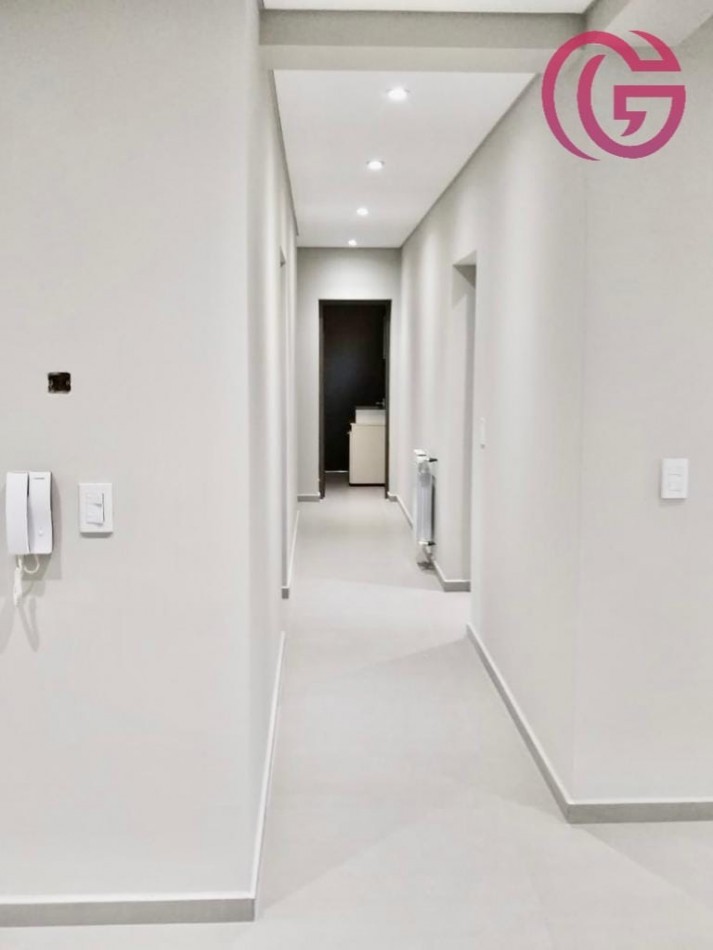 Greenwood Vende Oportunidad! Hermosa Casa en Barrio Villa Michelo, Maipu