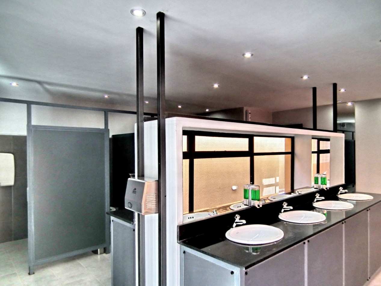 GREENWOOD INMOBILIARIA VENDE BODEGA EN MAIPU 